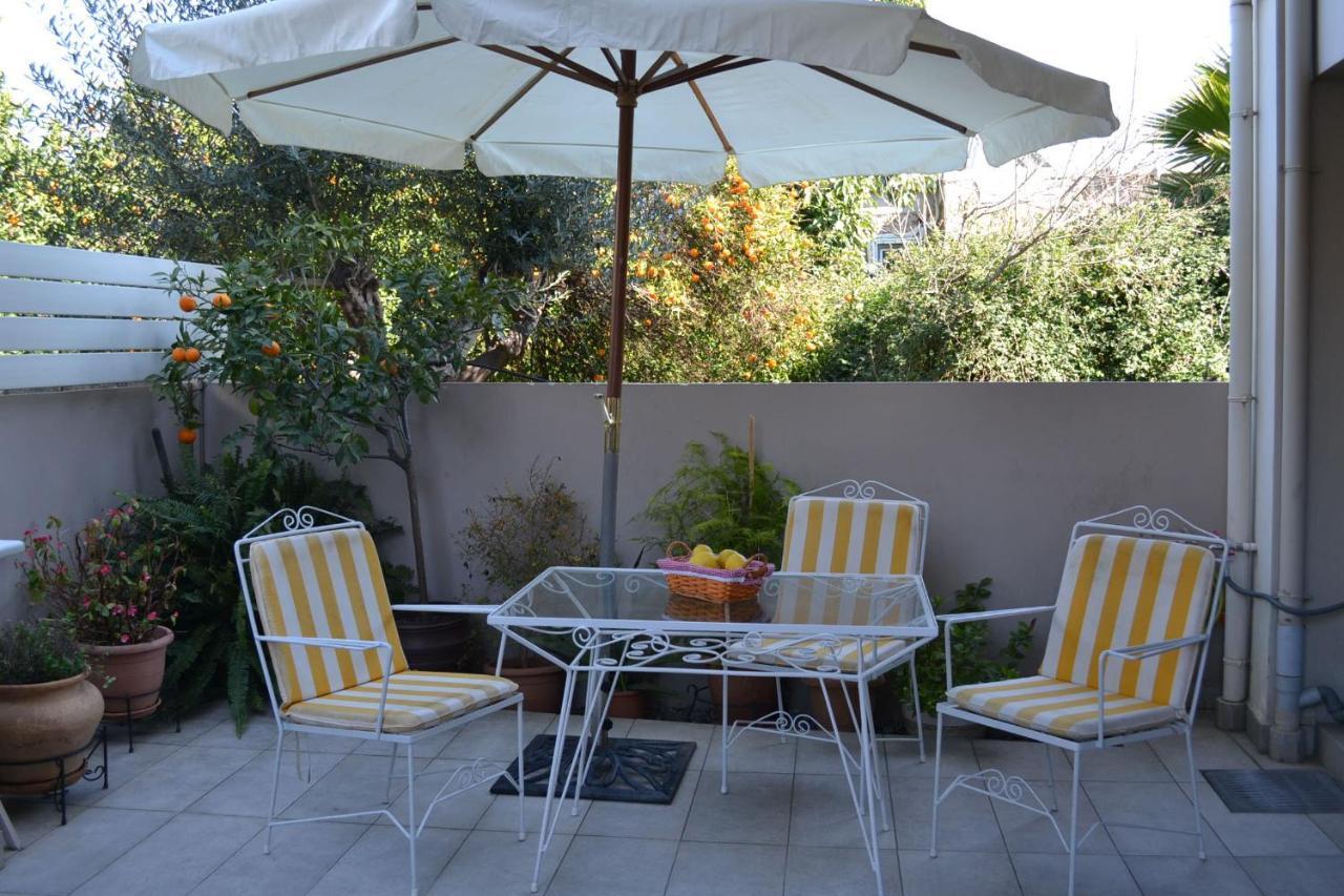 Kalamata Beach Maizonette Ground Floor And Semi-Basement With Yard Buitenkant foto