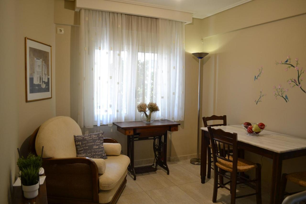 Kalamata Beach Maizonette Ground Floor And Semi-Basement With Yard Buitenkant foto